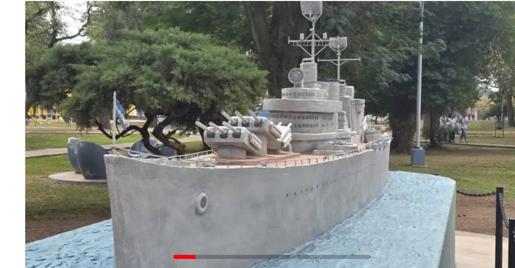 AMBROSETTI INAUGURÓ UNA RÉPLICA DEL «A.R.A. GENERAL BELGRANO” EN HOMENAJE A LOS HÉROES DE MALVINAS