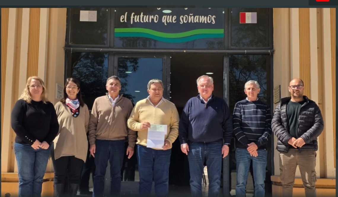 MICHLIG Y GONZÁLEZ ENTREGARON APORTES PROVINCIALES PARA OBRAS TRASCENDENTALES PARA LA COMUNIDAD DE ARRUFÓ