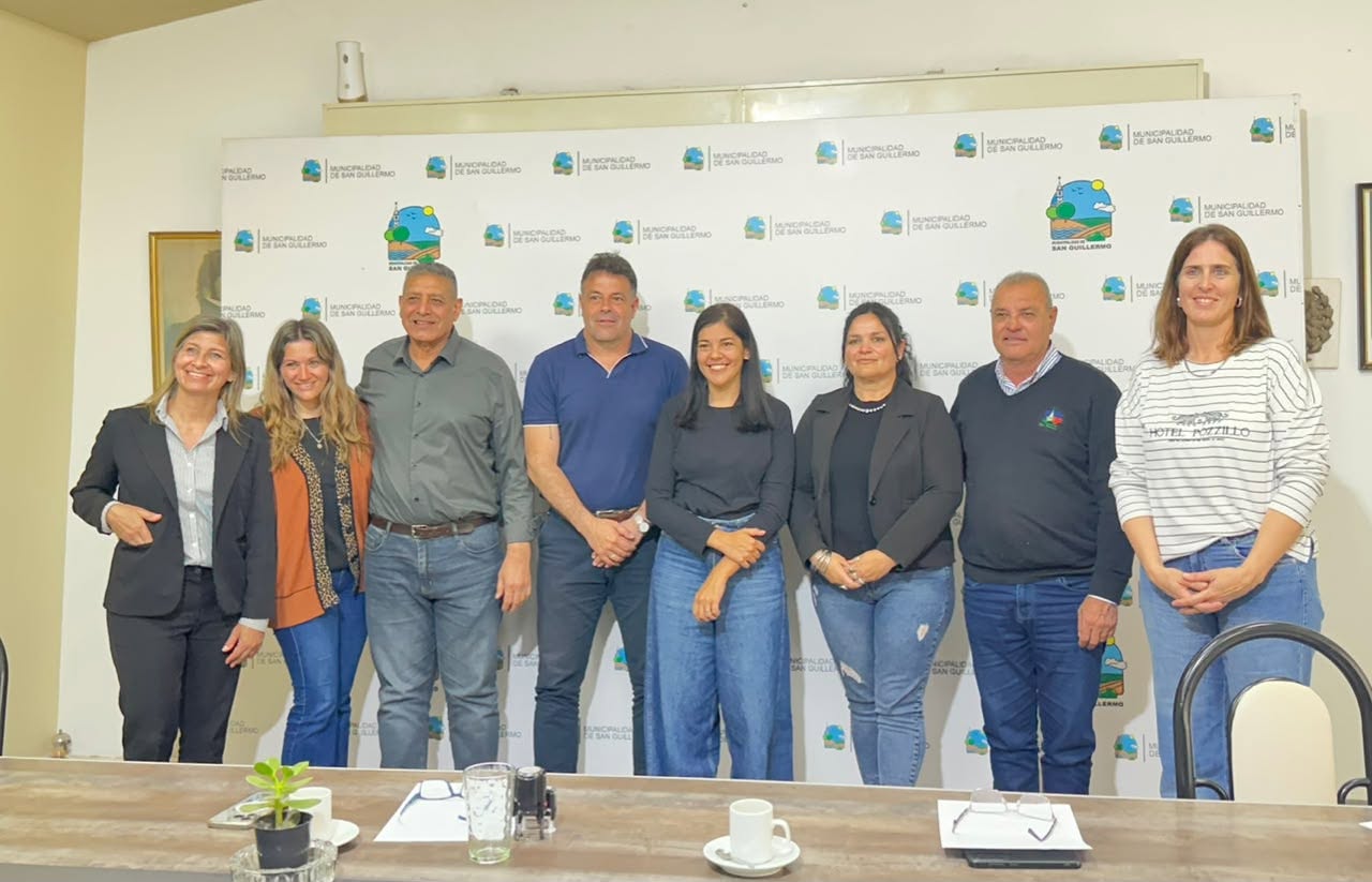 LA MUNICIPALIDAD DE SAN GUILLERMO RECIBIÓ A INTENDENTES DE LA REGIÓN PARA AVANZAR EN EL CONVENIO GIRSU.